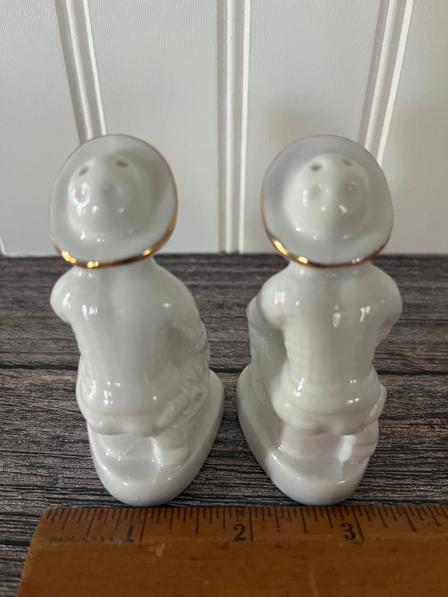 Vintage Winthrop Wash Cowboy Salt & Pepper Shaker Set