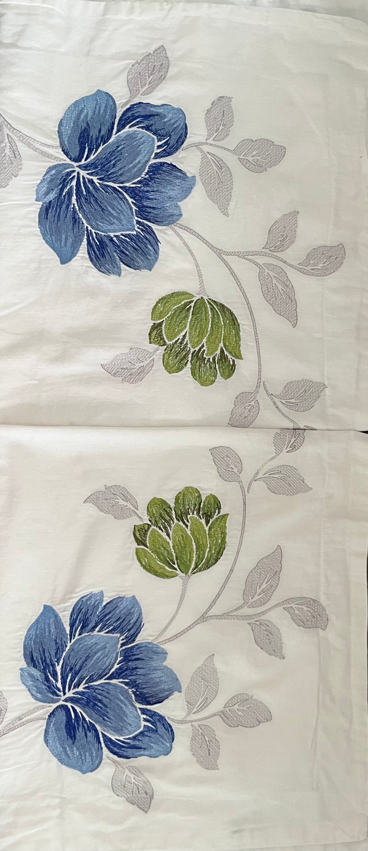 Vintage Style Cynthia Crowley embroidered Blue Green & White king cotton Shams