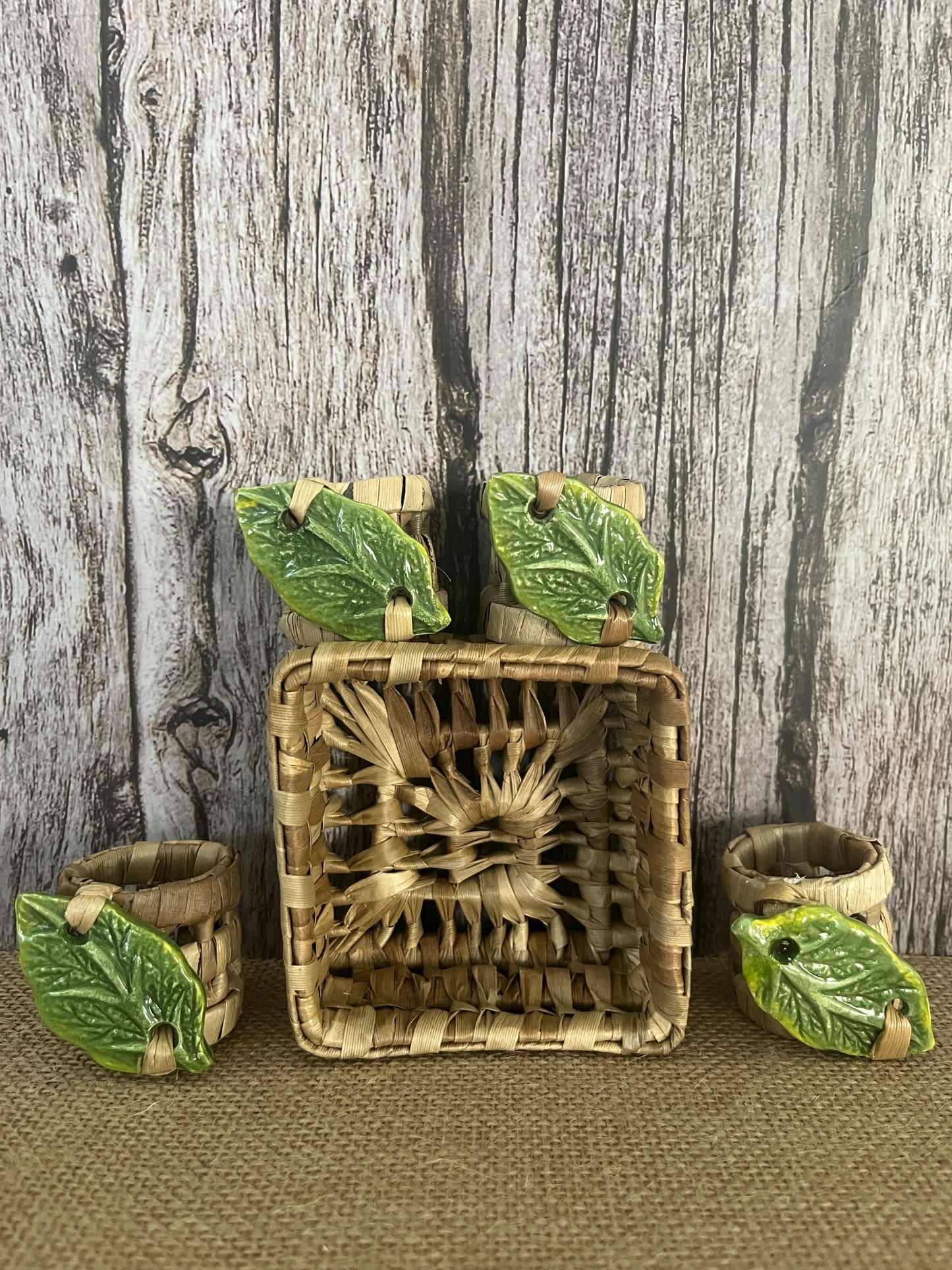 Vintage Aloha Tiki Islands Ceramic Green Leaf & Raffia Napkin Rings Set with Box