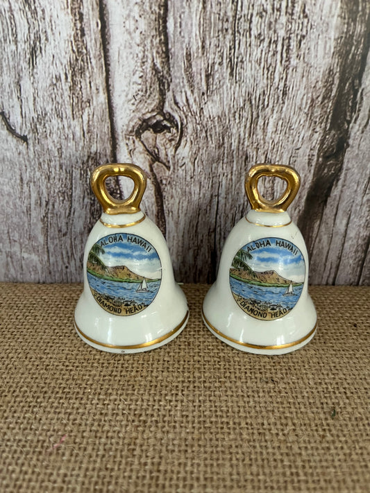 Vintage Aloha Hawaii Diamond Head & Floral Bell-Shaped Salt & Pepper Shakers, Tiki Islands Fusion, 1950s Porcelain, Gold Accents