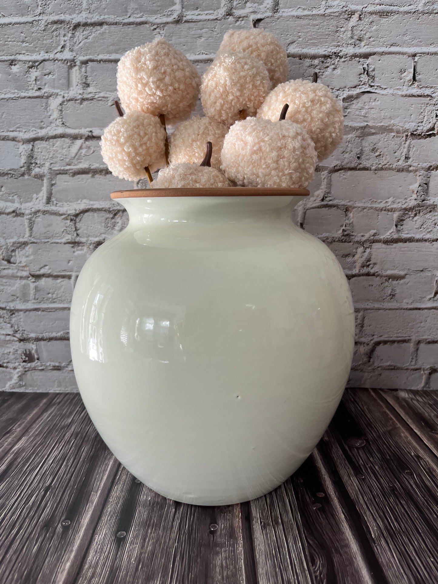 Minimalist Chic Habitat Ball Vase – Ivory on Terra Cotta (8”)