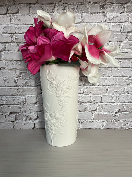 Vintage Rose Vine Embossed White Ceramic Scalloped Top Vase - 9.5" Height - 4.5" Diameter - Classic Elegance