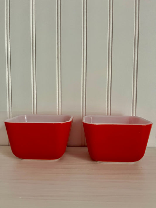 Vintage Pyrex #0501 Small 1.5 Cup RED Refrigerator Dish Containers (No Lids) - Classic Kitchen Collectibles