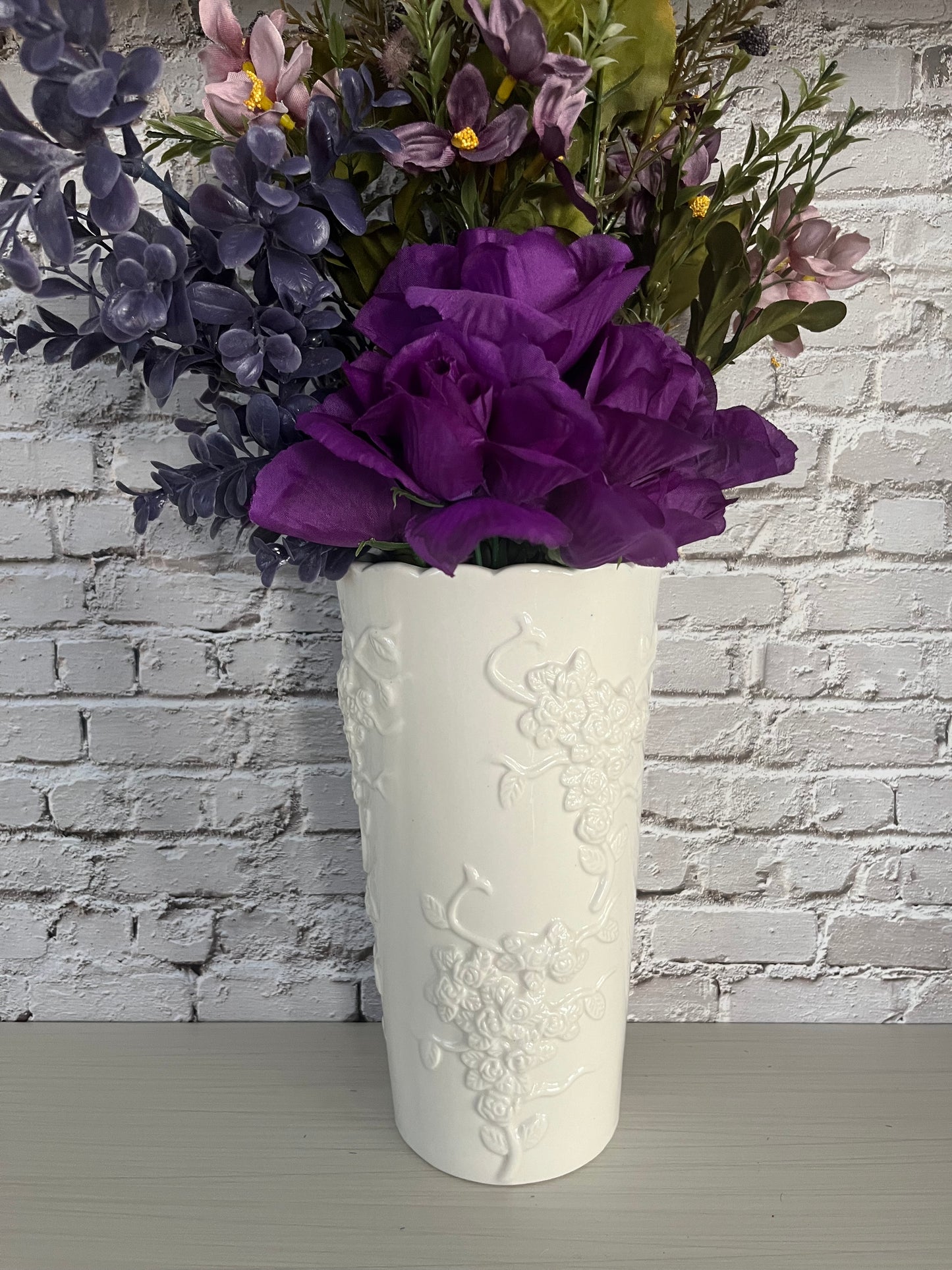 Vintage Rose Vine Embossed White Ceramic Scalloped Top Vase - 9.5" Height - 4.5" Diameter - Classic Elegance